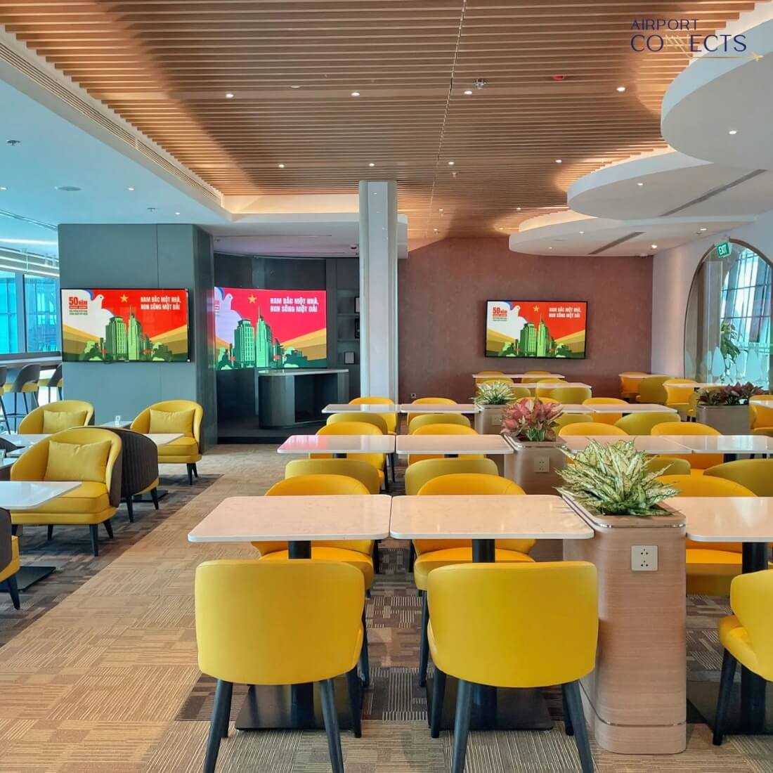 Vietcombank Priority Lounge Gi&aacute; v&eacute; ph&ograve;ng chờ thương gia T&acirc;n Sơn Nhất ga quốc nội_8